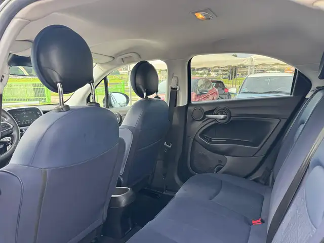 Fiat 500x view 11