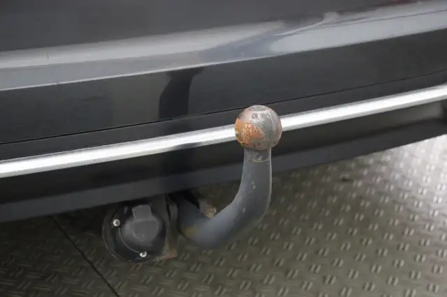 Audi A4 view 8