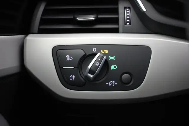 Audi A4 view 29