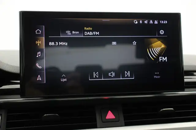 Audi A4 view 28