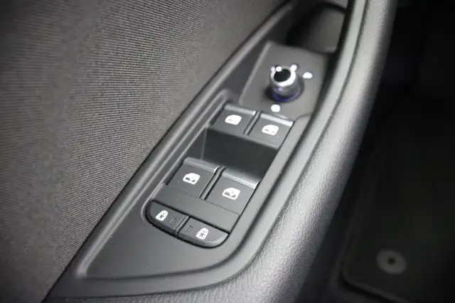 Audi A4 view 30