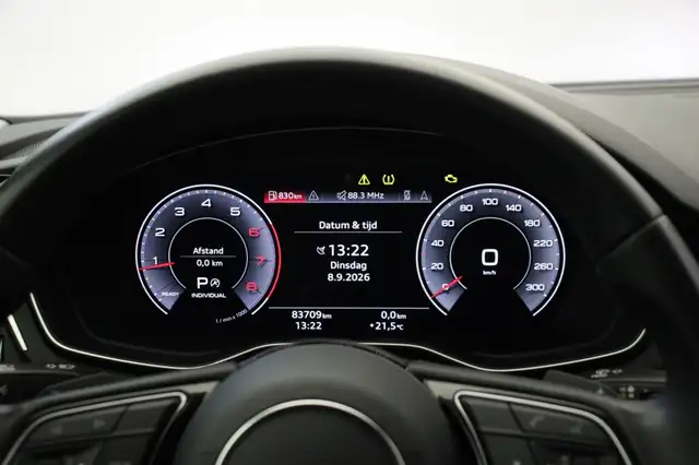 Audi A4 view 5