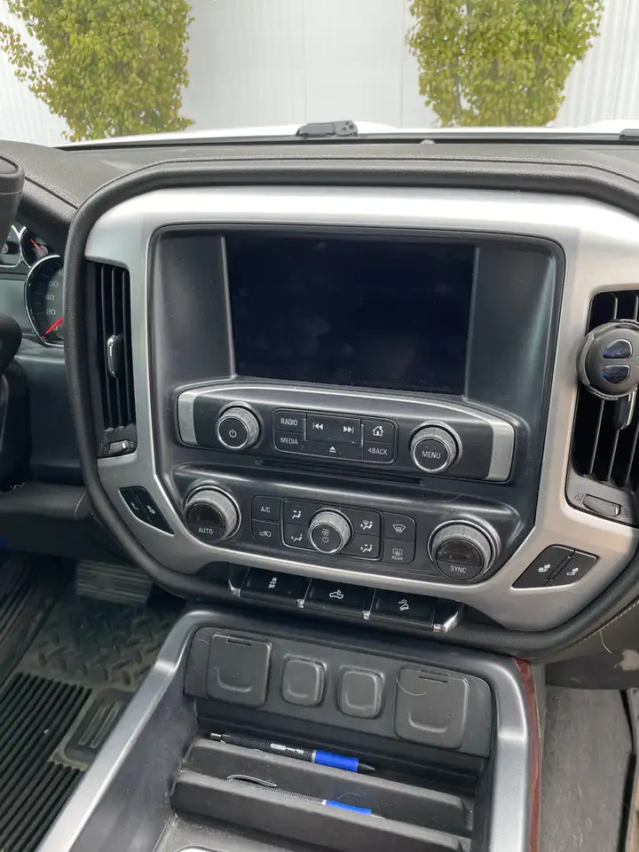 GMC Sierra 1500 снимка GMC Sierra 1500