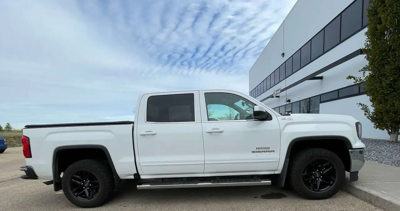 GMC Sierra 1500 снимка GMC Sierra 1500