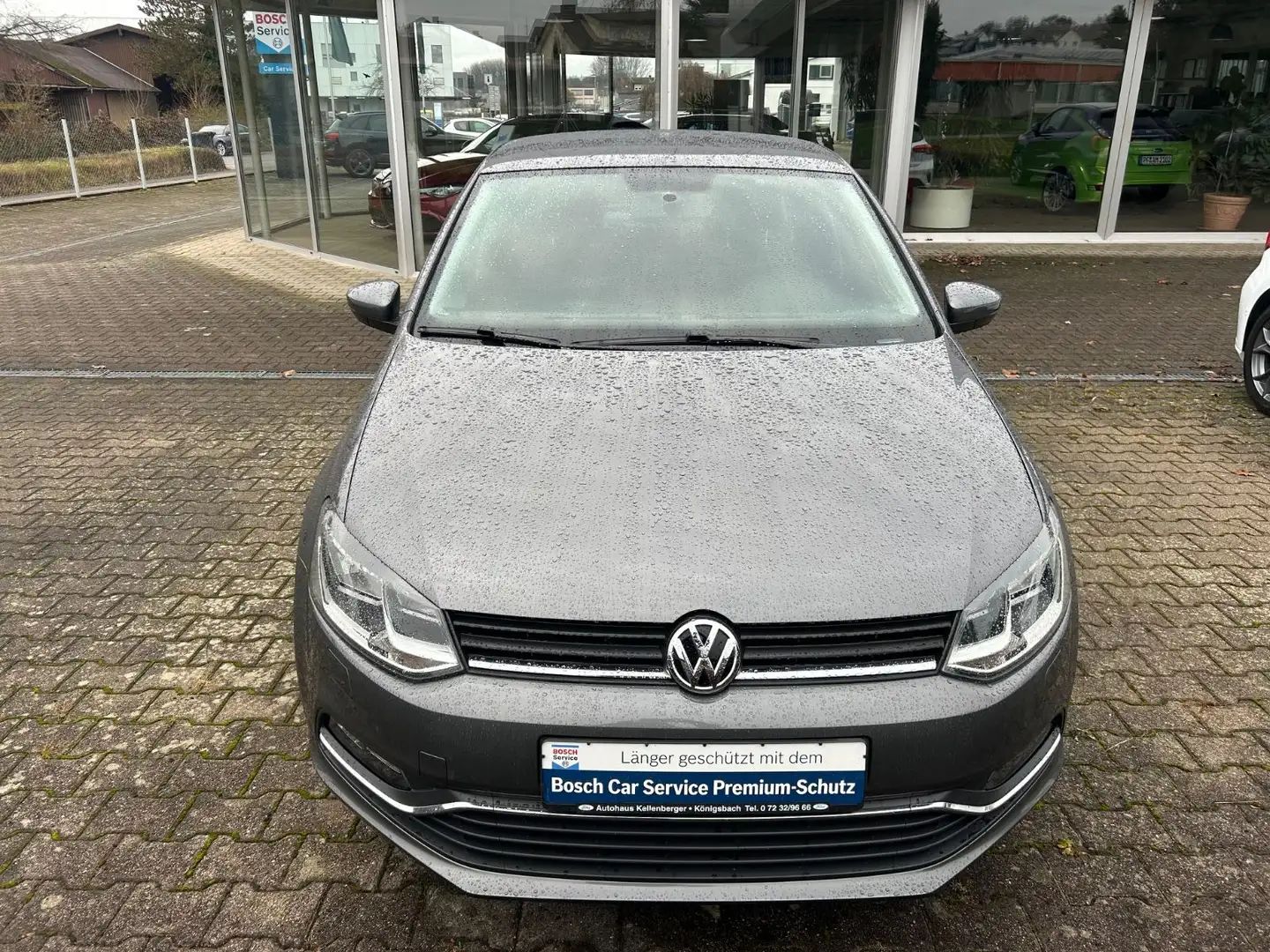 Volkswagen Polo 1.2 TSI DSG *1.Hand+Unfallfrei* Grau - 2