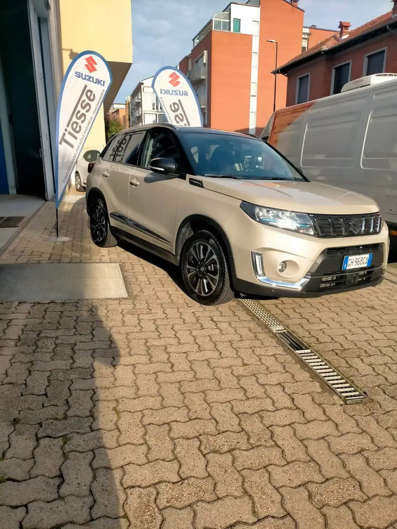 Suzuki Vitara VITARA 1.4 HYBRID STARVIEW BICOLOR TETTO APRIBILE Beige - 2