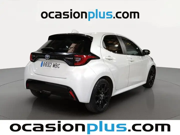 Toyota Yaris 1.5 Style Plus 2022, foto 4