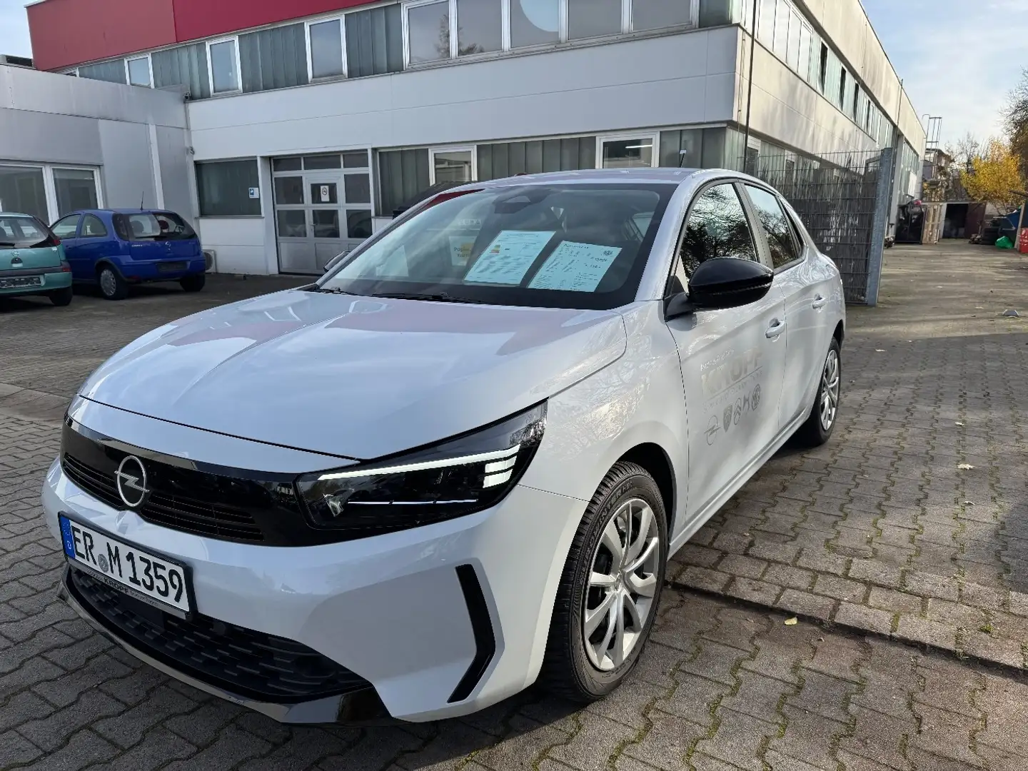 Opel Corsa F 1.2 Turbo Edition LED+Klima+Tempomat Weiß - 2