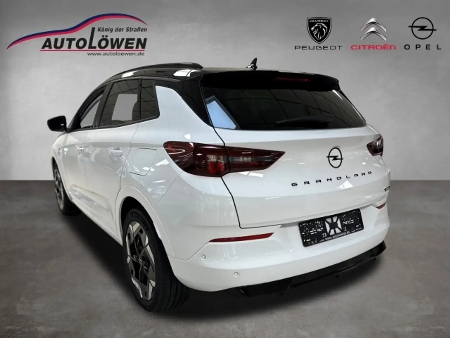 Opel Grandland X GSe Allrad 300PS Weiß - 2