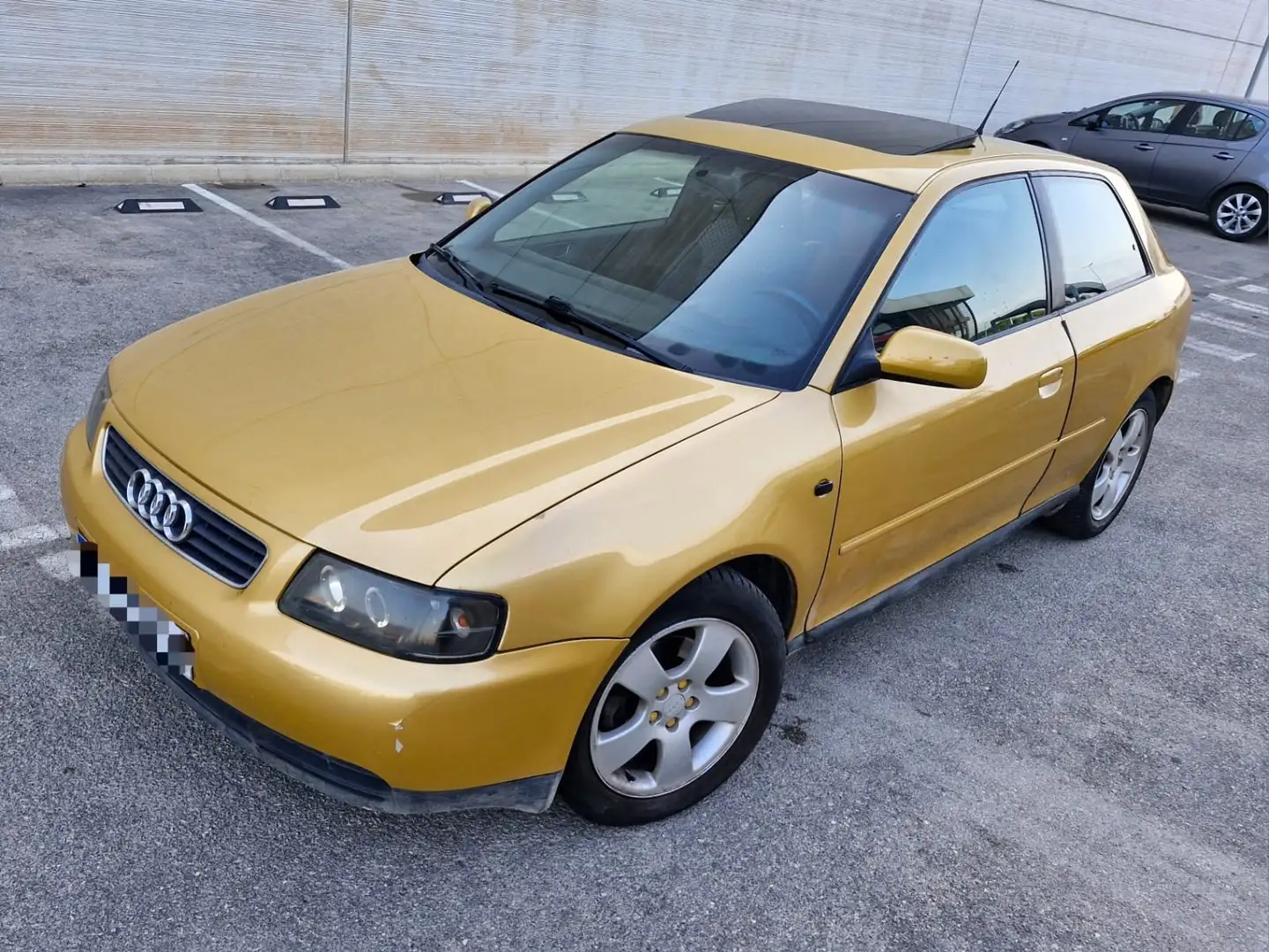 Audi A3 1.9TDI Ambition - 1