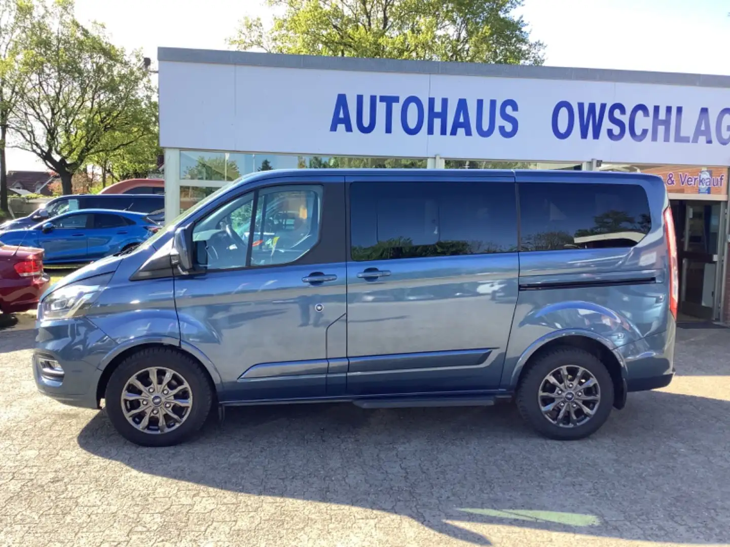Ford Tourneo Custom L1 Titanium X Azul - 2