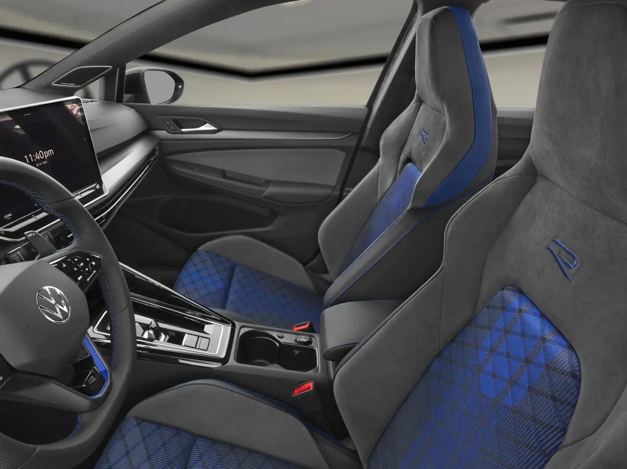 Volkswagen Golf R снимка Volkswagen Golf R