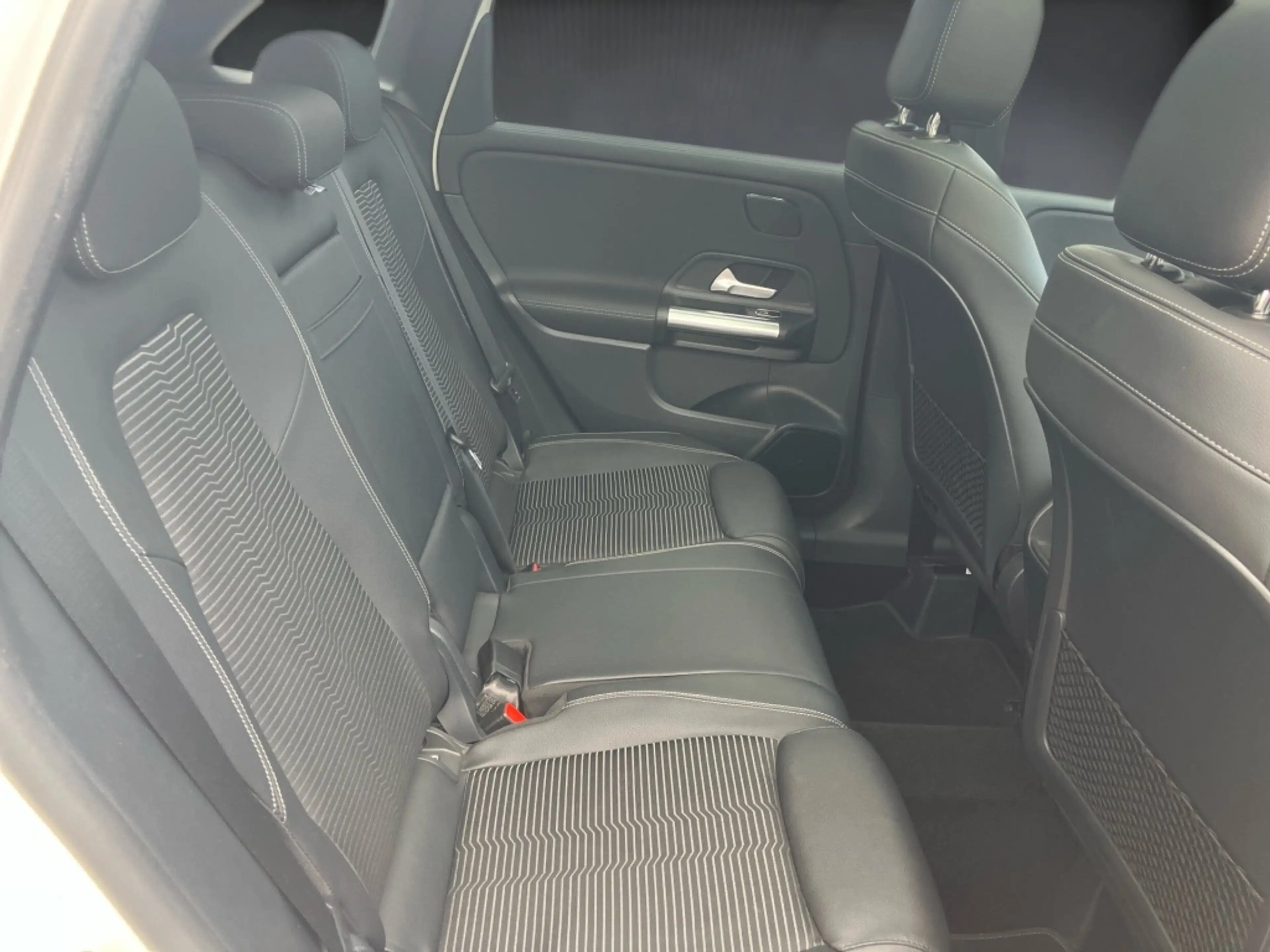 Mercedes-Benz B 220 Progressive+NIGHT+Ambi+LED+Panorama+AHK — photo 14