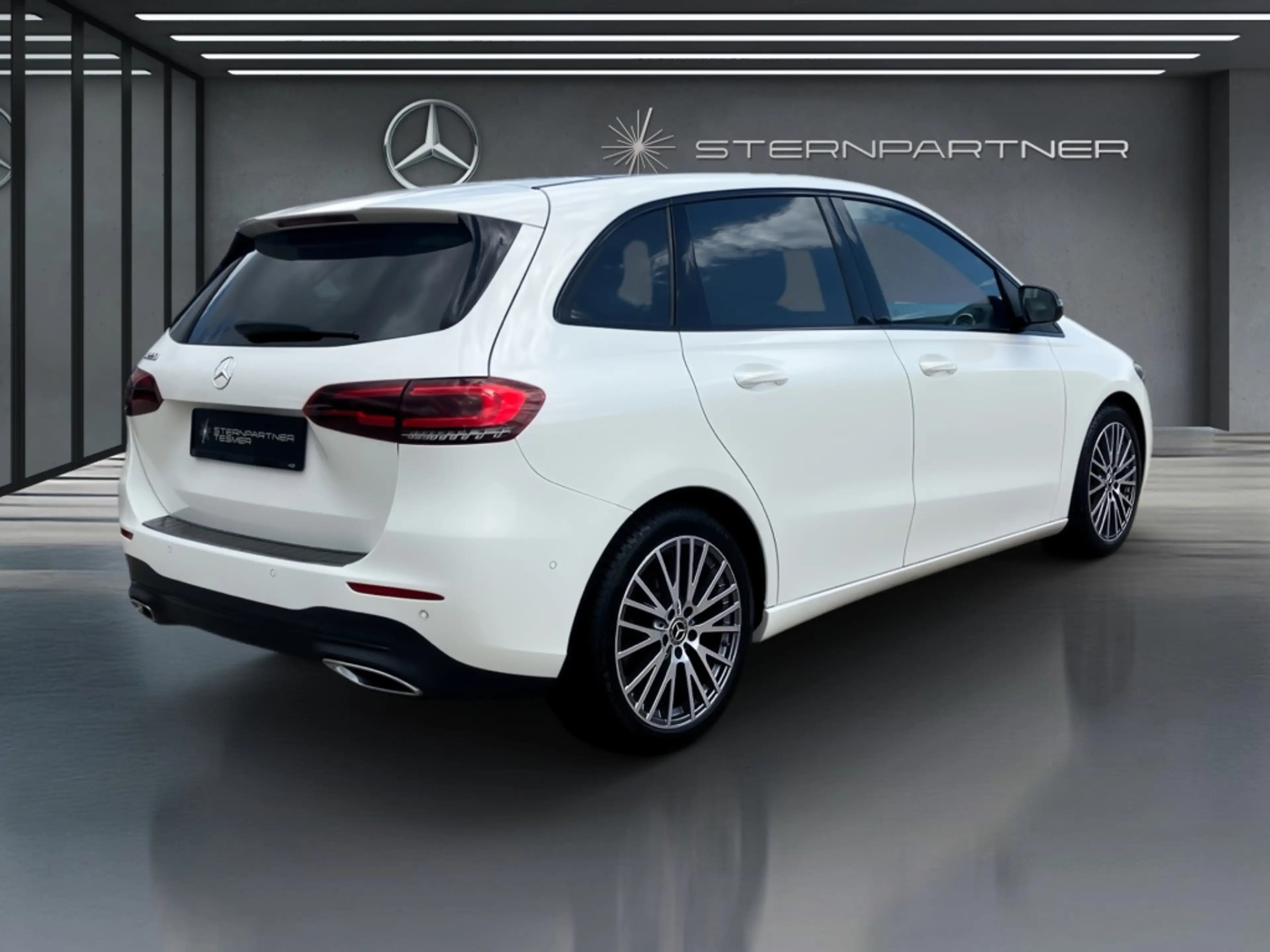 Mercedes-Benz B 220 Progressive+NIGHT+Ambi+LED+Panorama+AHK — photo 13