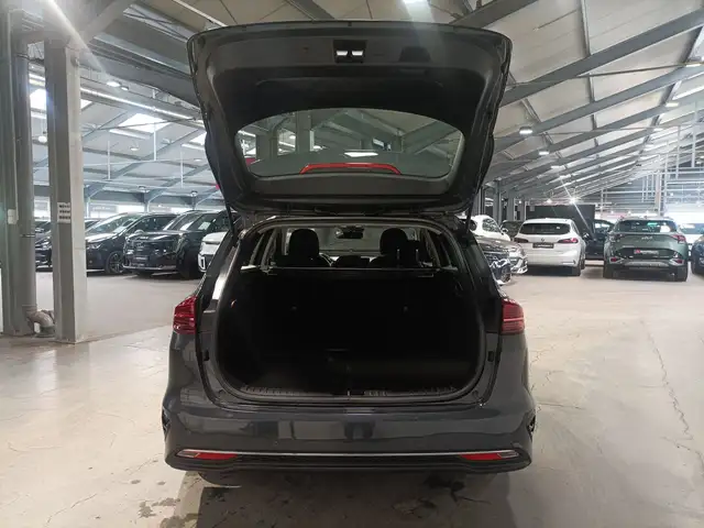 Kia Ceed view 6
