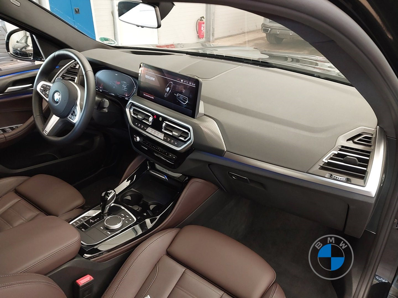 BMW X4 xDrive30d M Sport 20" AHK Pano Laser H/K — photo 6