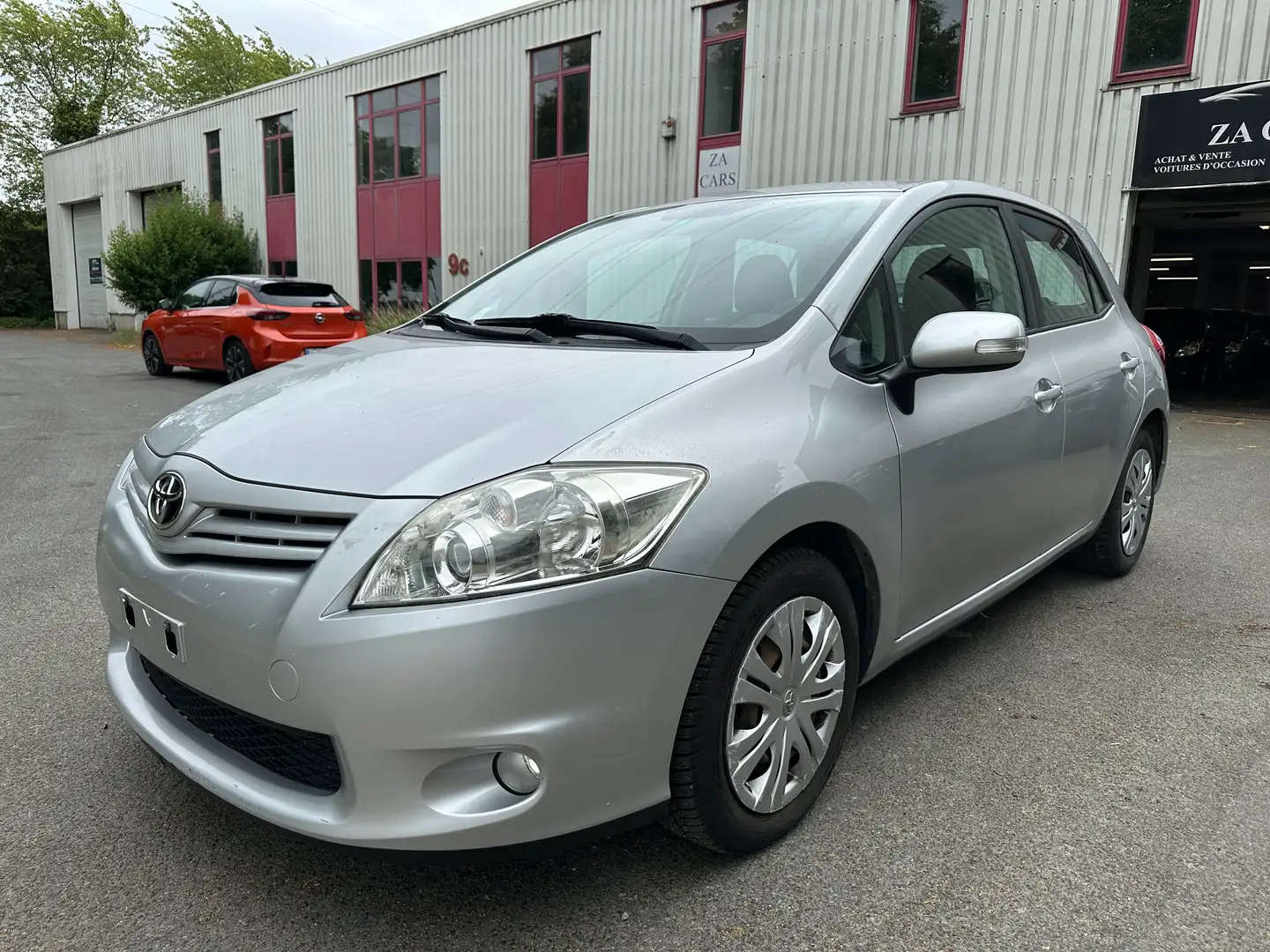 Toyota Auris 1.6i Luna MM / EXPORT UNIQUEMENT Gris - 1