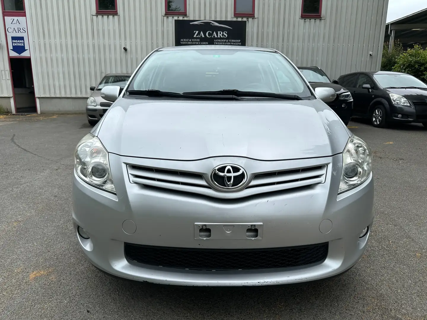 Toyota Auris 1.6i Luna MM / EXPORT UNIQUEMENT Gris - 2