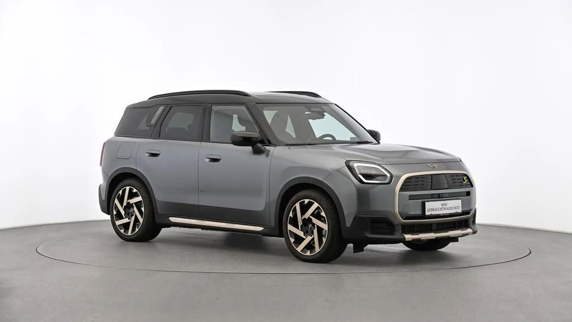 MINI Countryman SE All4 Grün - 1