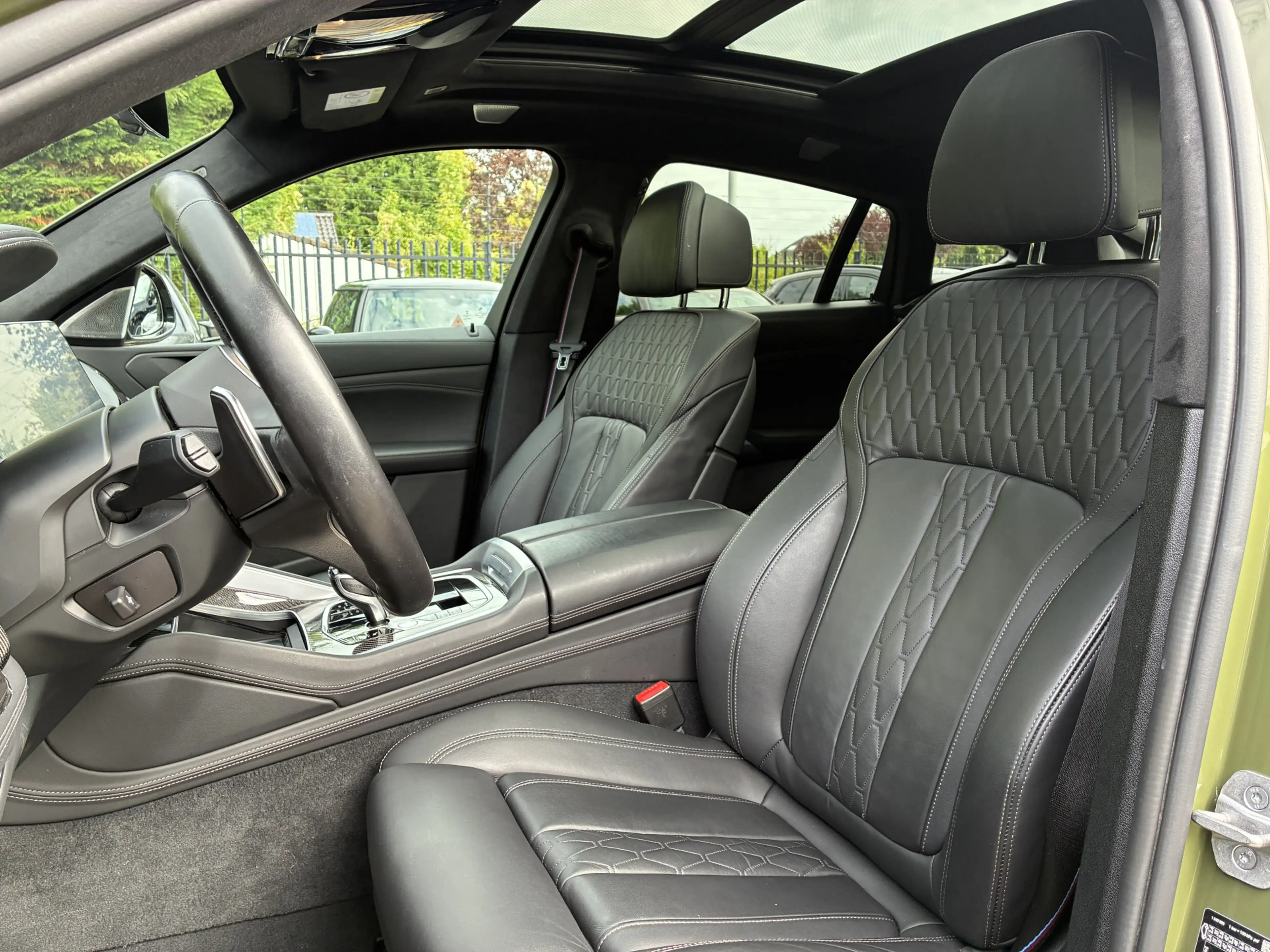 BMW X6 xDrive40i | Individual | M-Sport | CoPilot | Bower — photo 12