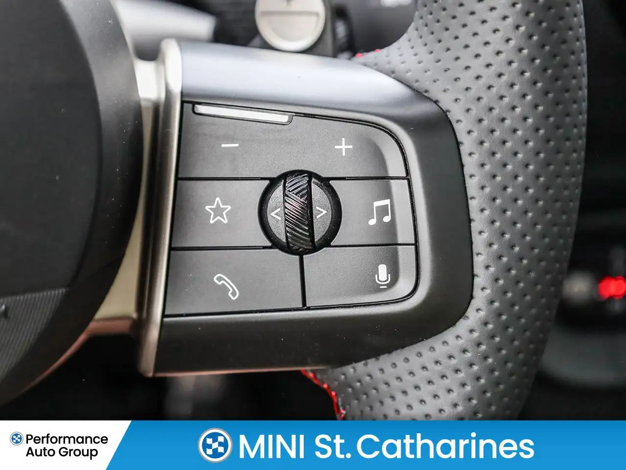 MINI Countryman photo MINI Countryman