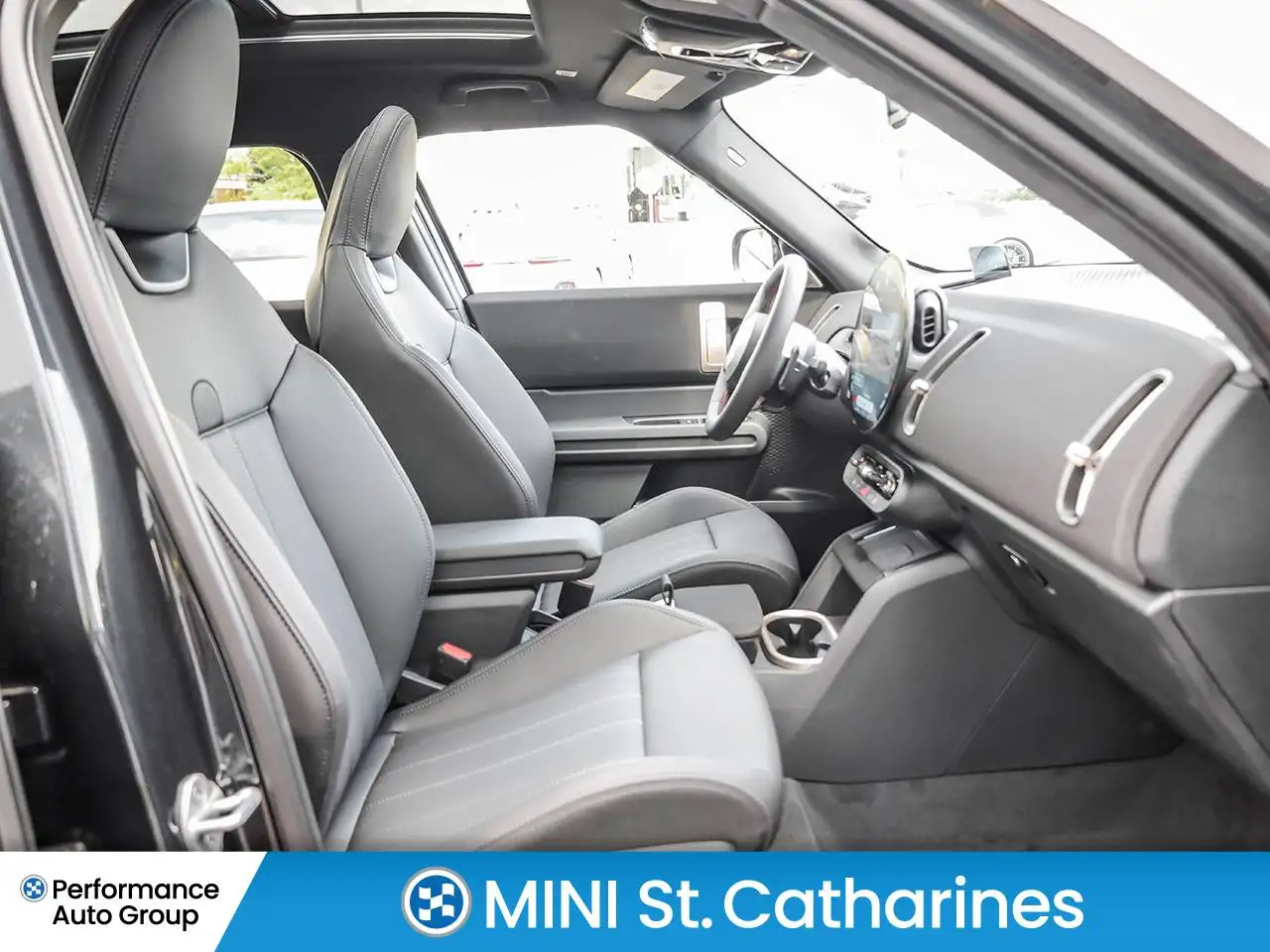 MINI Countryman photo MINI Countryman