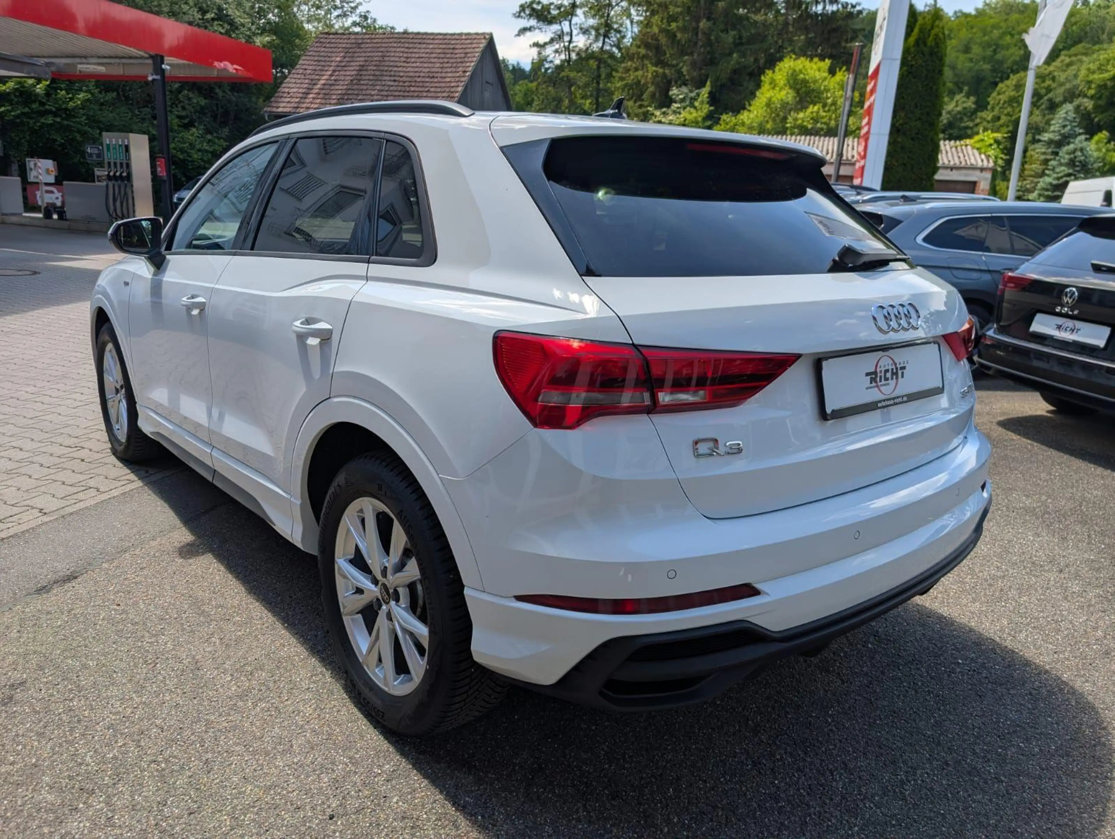 Audi Q3 Q3 35TFSI S-Line Kessy Pano SHZ LED PDC — photo 5