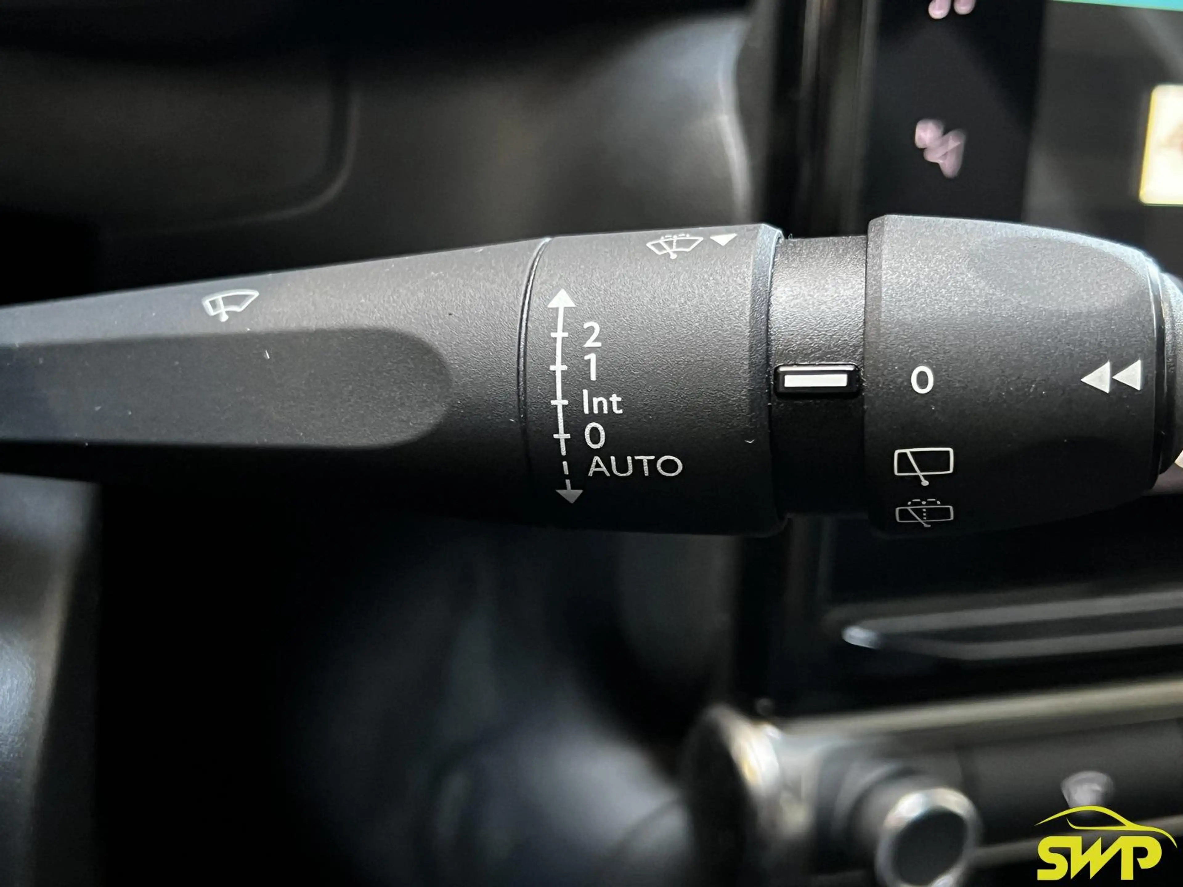 Citroen C3 1.2 PureTech Shine | Saint James edition | Navi | — photo 15