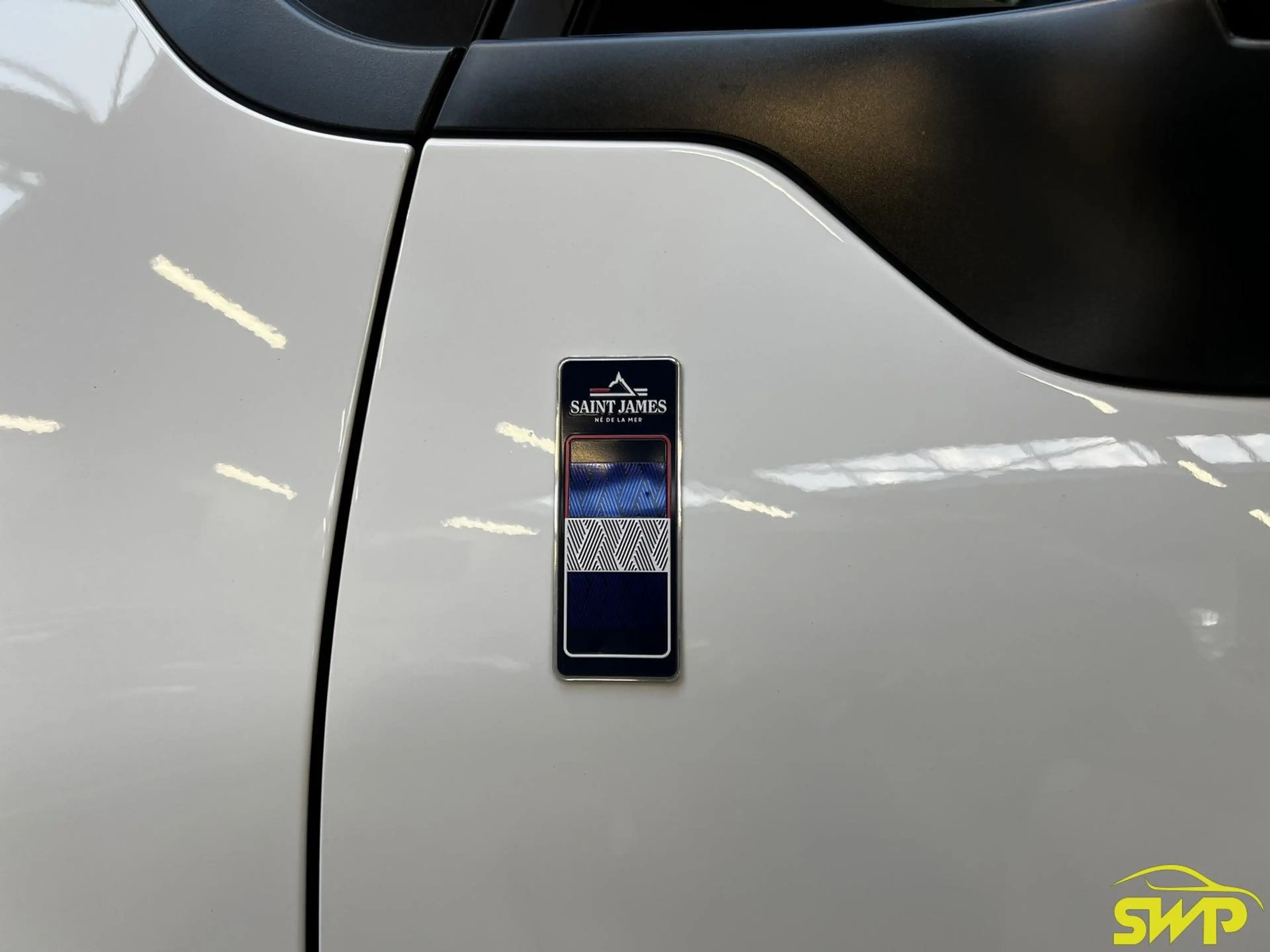 Citroen C3 1.2 PureTech Shine | Saint James edition | Navi | — photo 22