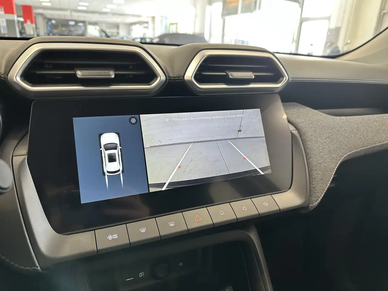 MG ZS 2026 — фото 14