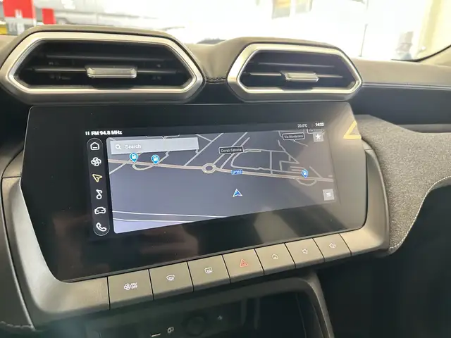 MG ZS view 13