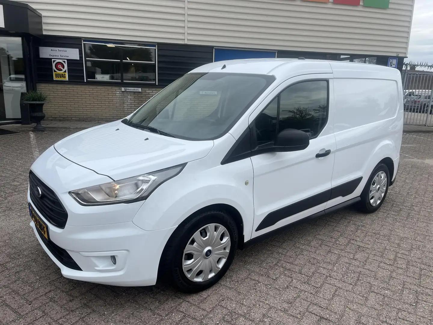 Ford Transit Connect 1.0 Ecoboost L1 Trend Airco. navi. A- camera, PDC. - 1