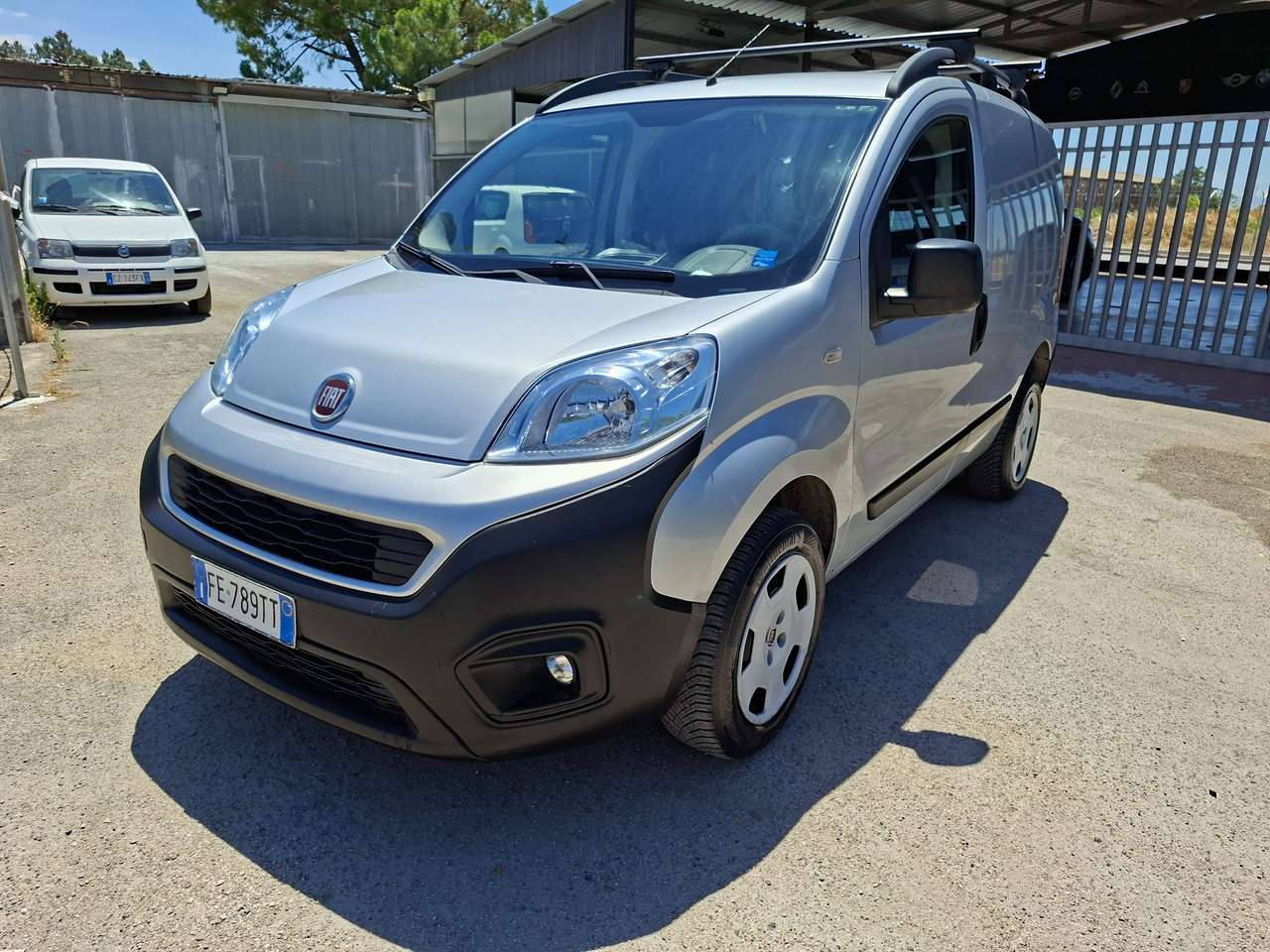Fiat Fiorino FIAT FIORINO 1.4 N.POWER METANO 77CV,CLIMATIZZATO,SERVOSTERZO,SENSORI DI PARCHEGGIO
