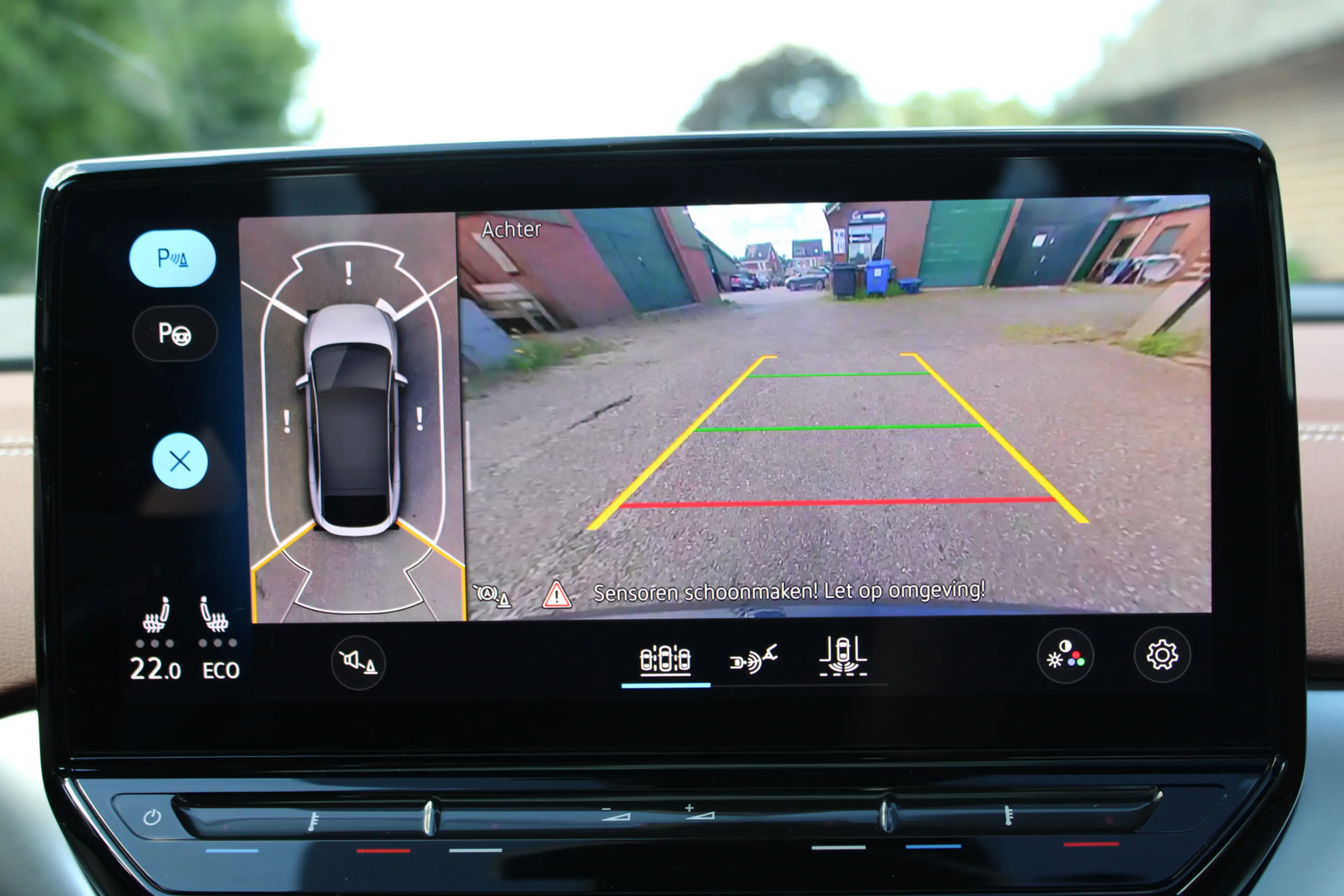 Volkswagen ID.5 Pro 77 kWh SOh 95% LED PANO NAVI TREKHAAK 83000KM! — photo 11