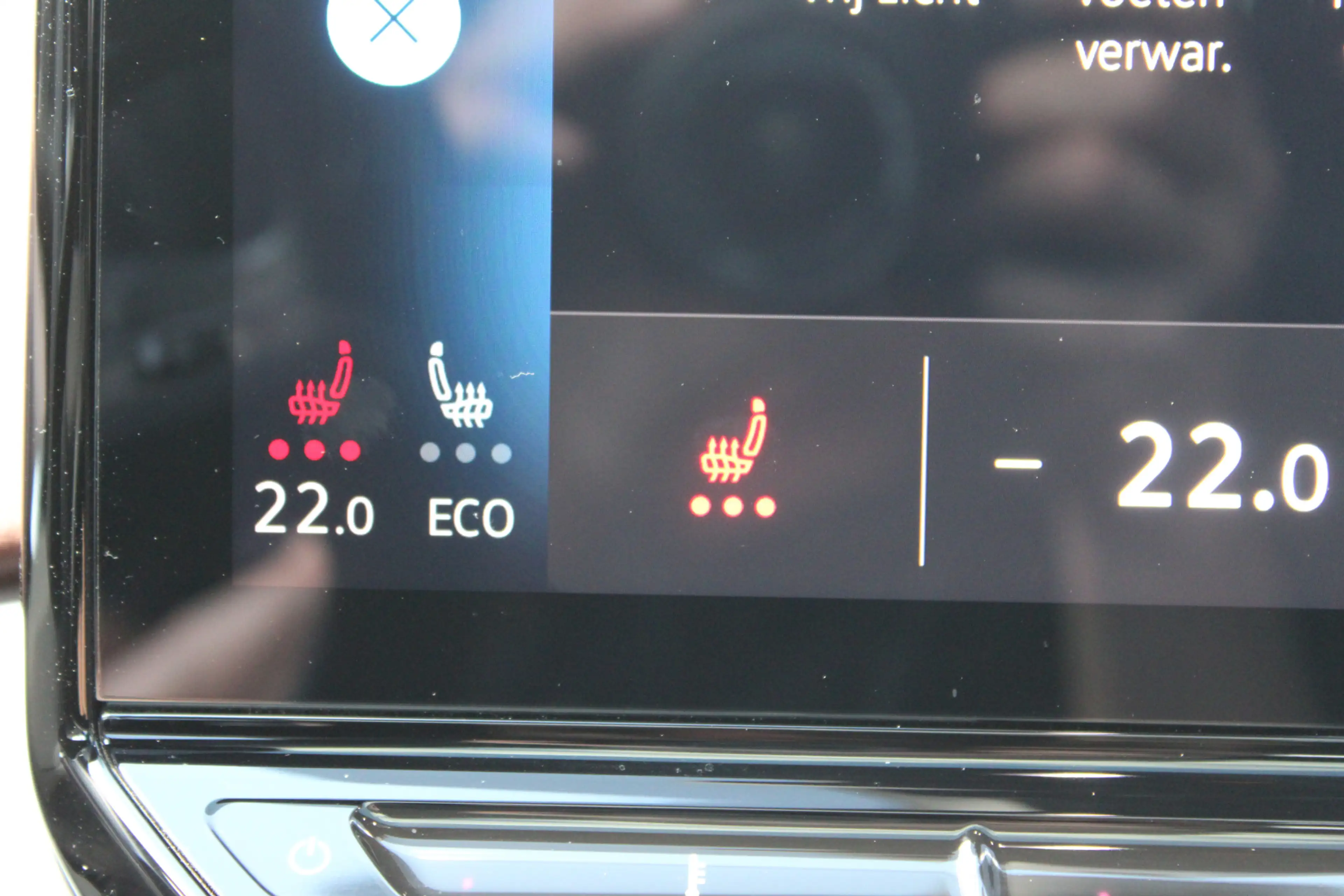 Volkswagen ID.5 Pro 77 kWh SOh 95% LED PANO NAVI TREKHAAK 83000KM! — photo 13