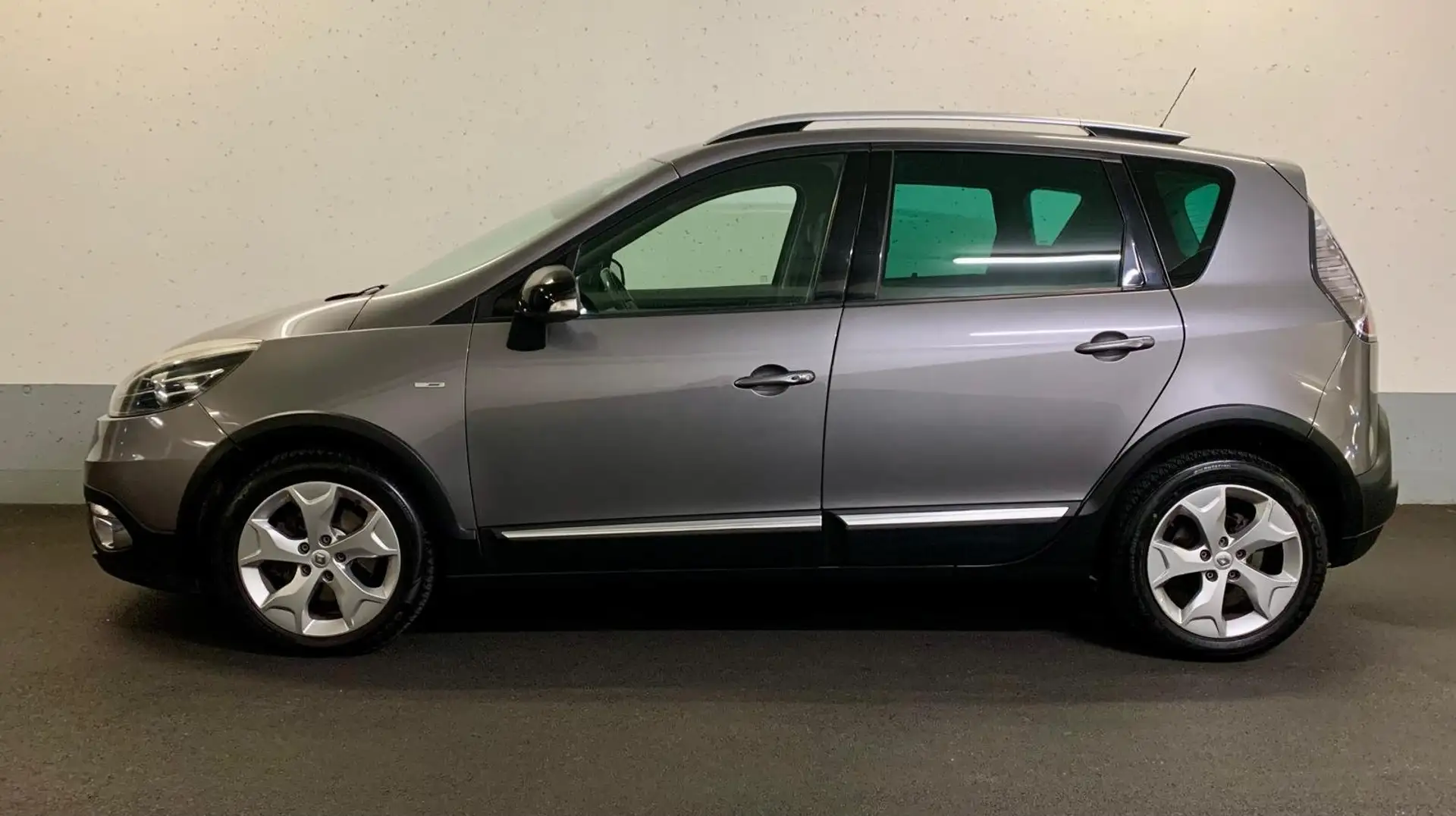 Renault Scenic XMOD Energy dCi 130 Bose Edition-ÖAMTC Pickerl Grau - 2