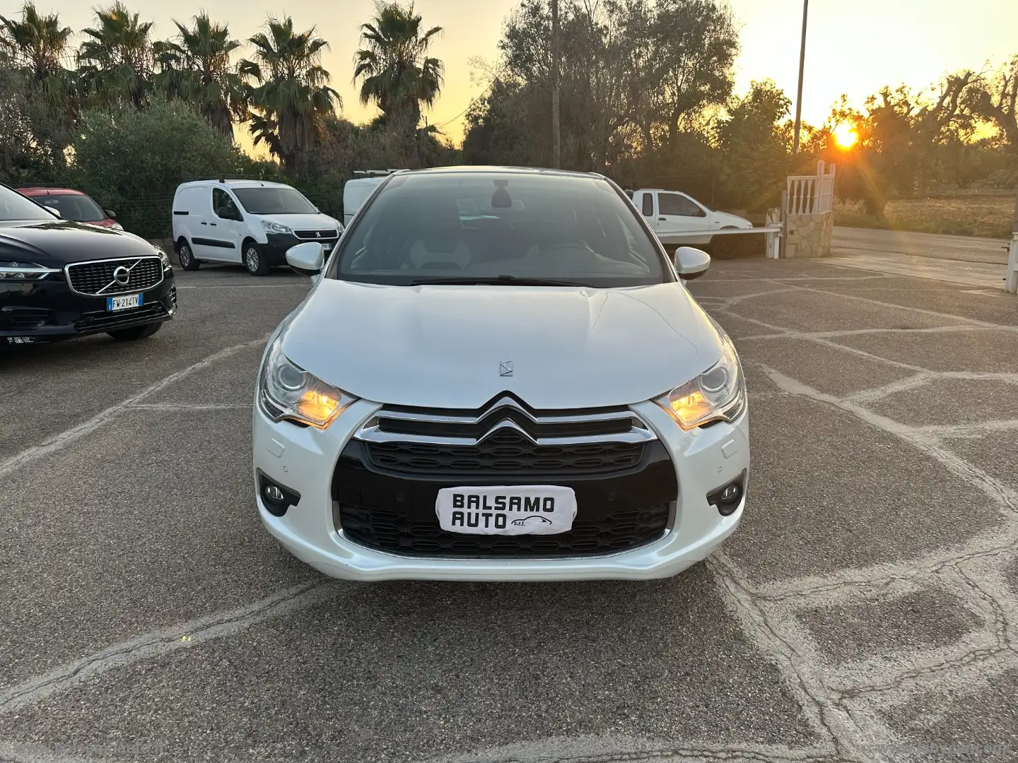 DS Automobiles DS 4 DS 4 BlueHDi 120 S&S So Chic Bianco - 2
