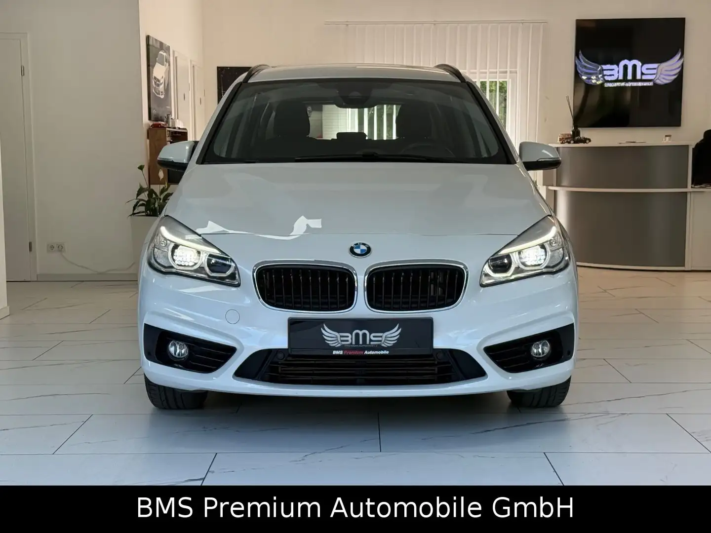 BMW 218 i Gran Tourer  Sport Line Garantie bis 7.2026 Weiß - 2