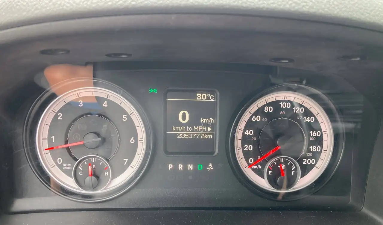 RAM 1500 снимка RAM 1500