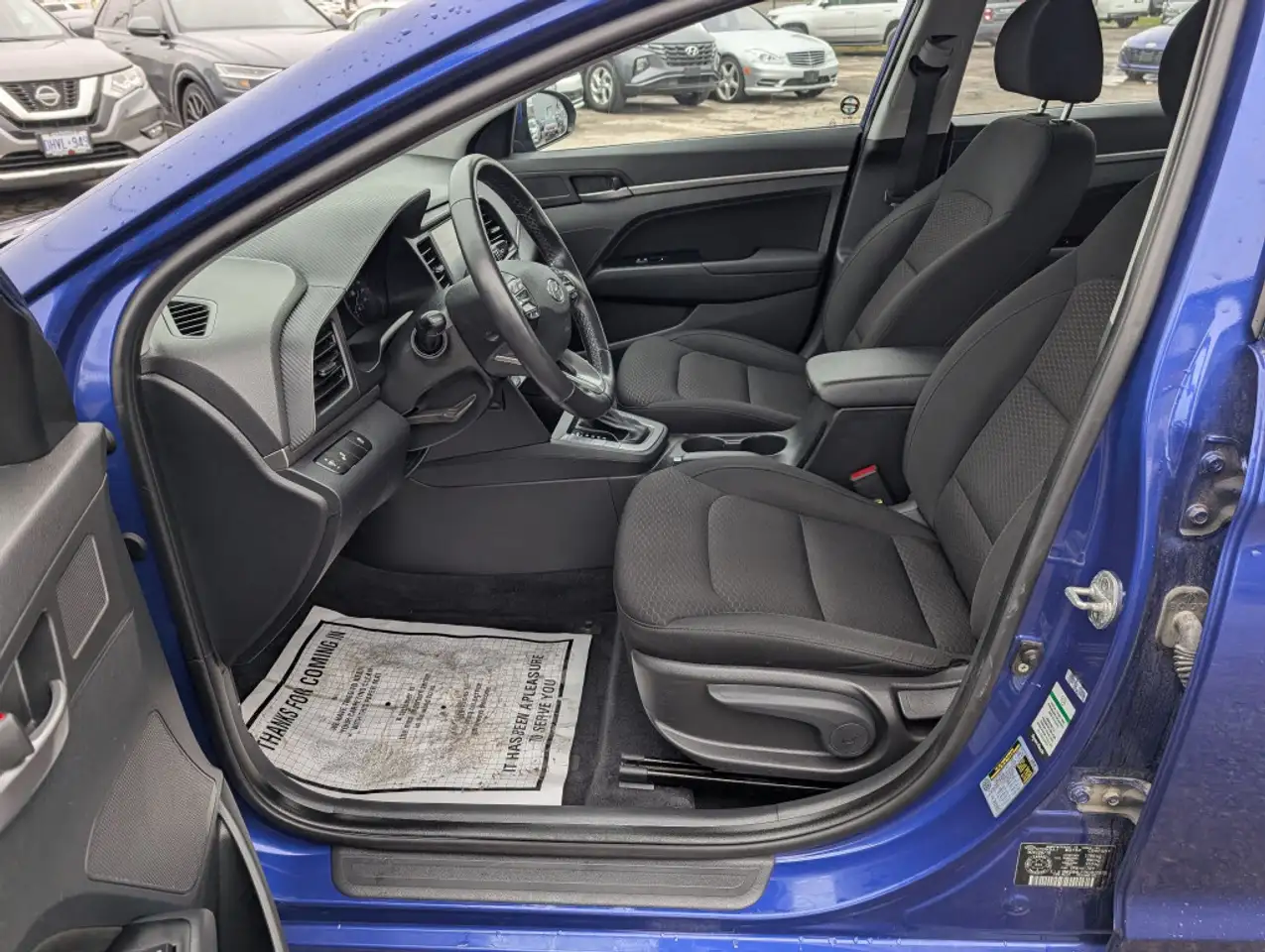 Hyundai ELANTRA снимка Hyundai ELANTRA