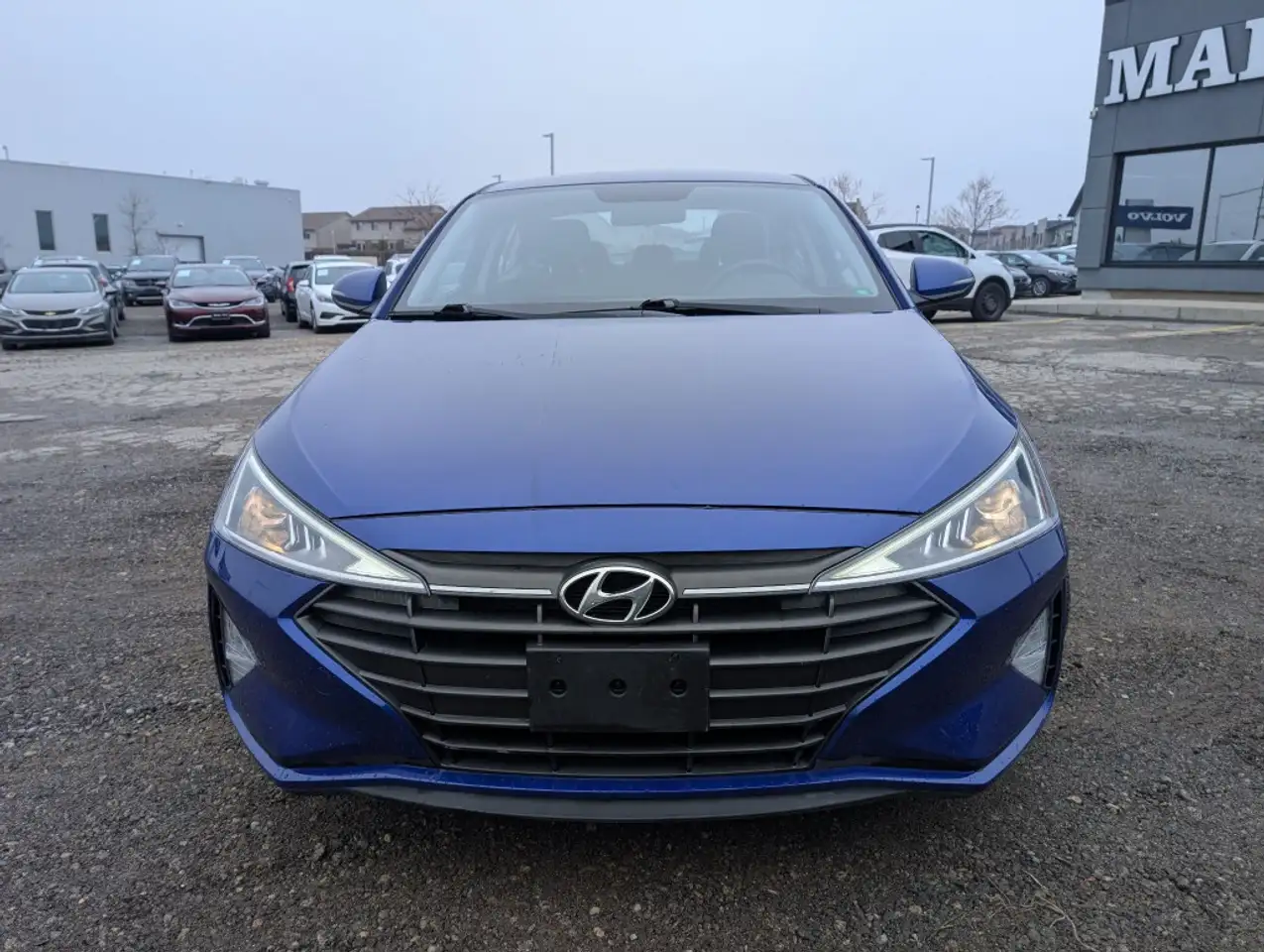 Hyundai ELANTRA снимка Hyundai ELANTRA
