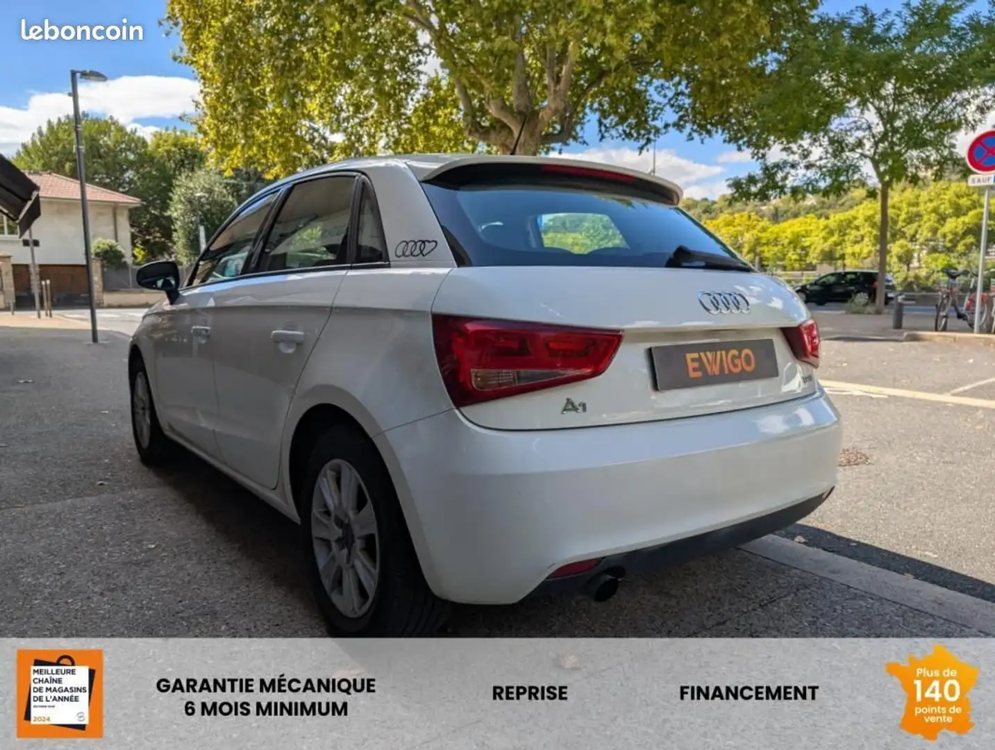 Audi A1 1.2 TFSI 90 ch AMBIENTE Weiß - 2