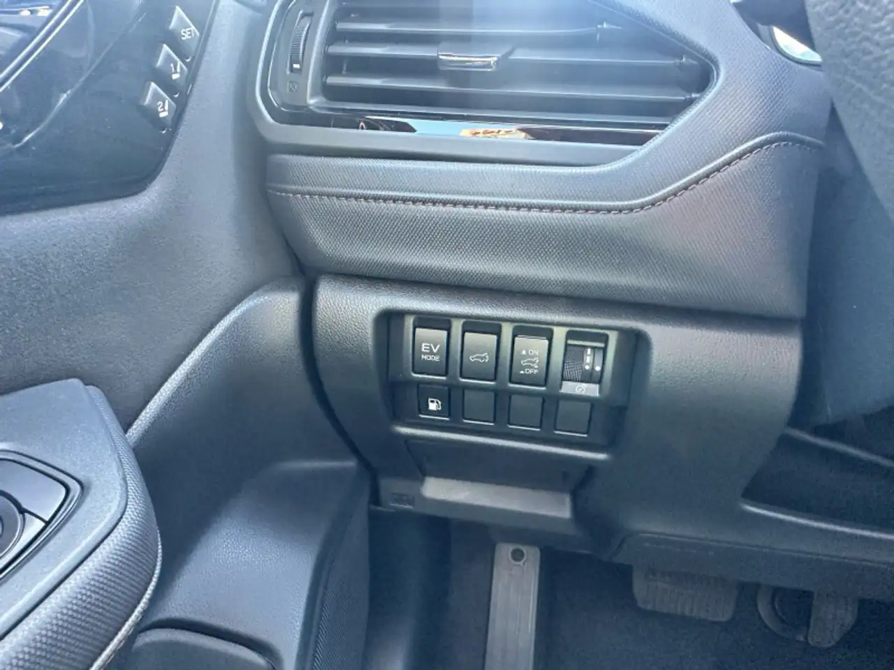 Subaru Forester снимка Subaru Forester