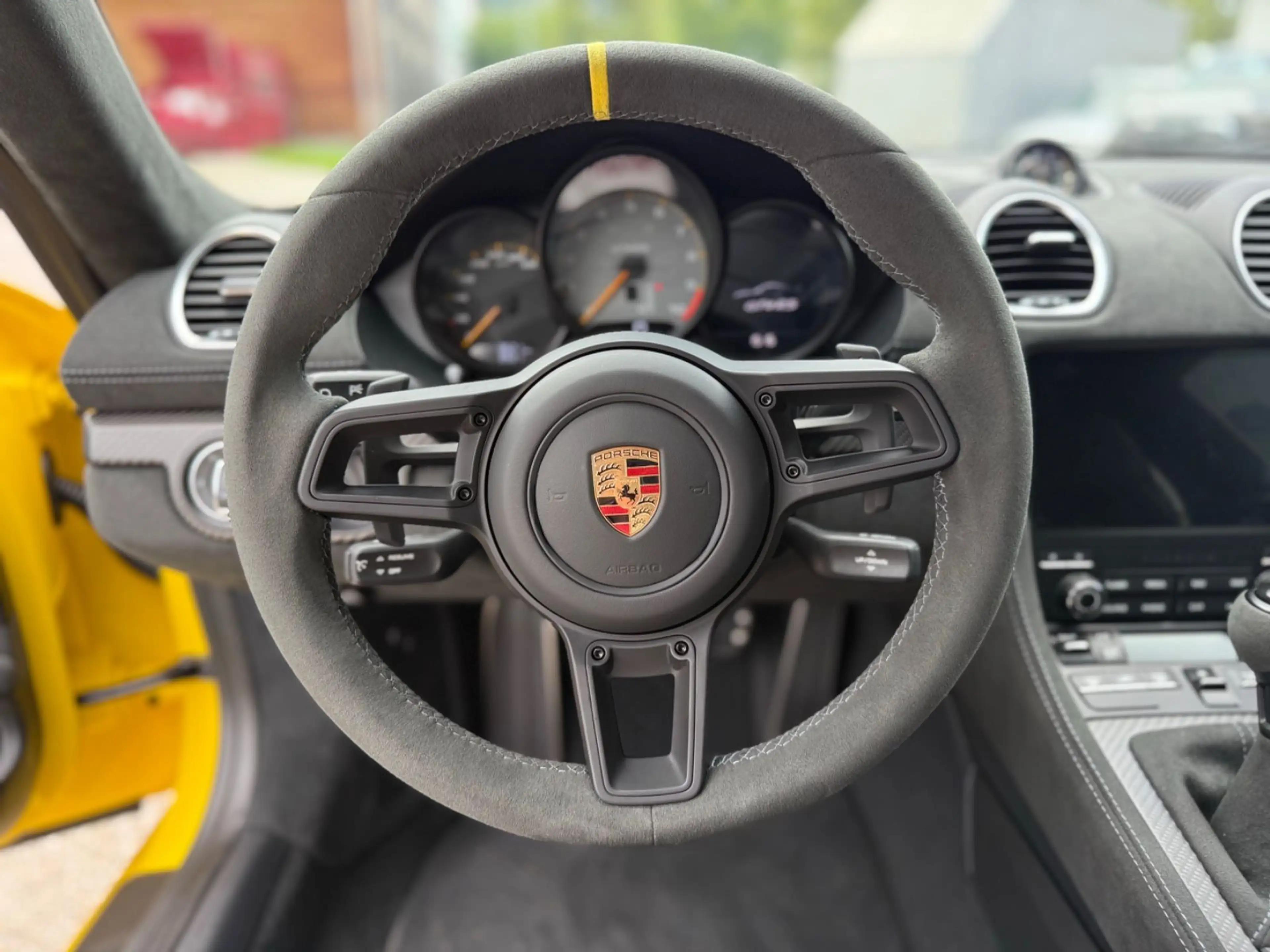 Porsche Cayman GT4 RS Weissach "Keramik" — photo 11