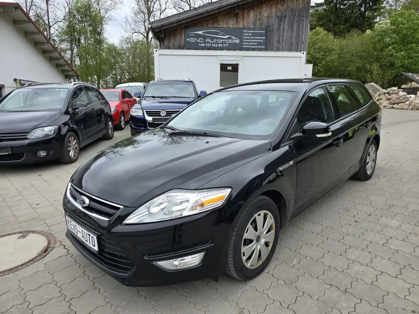 Ford Mondeo Turnier Trend Černá - 1
