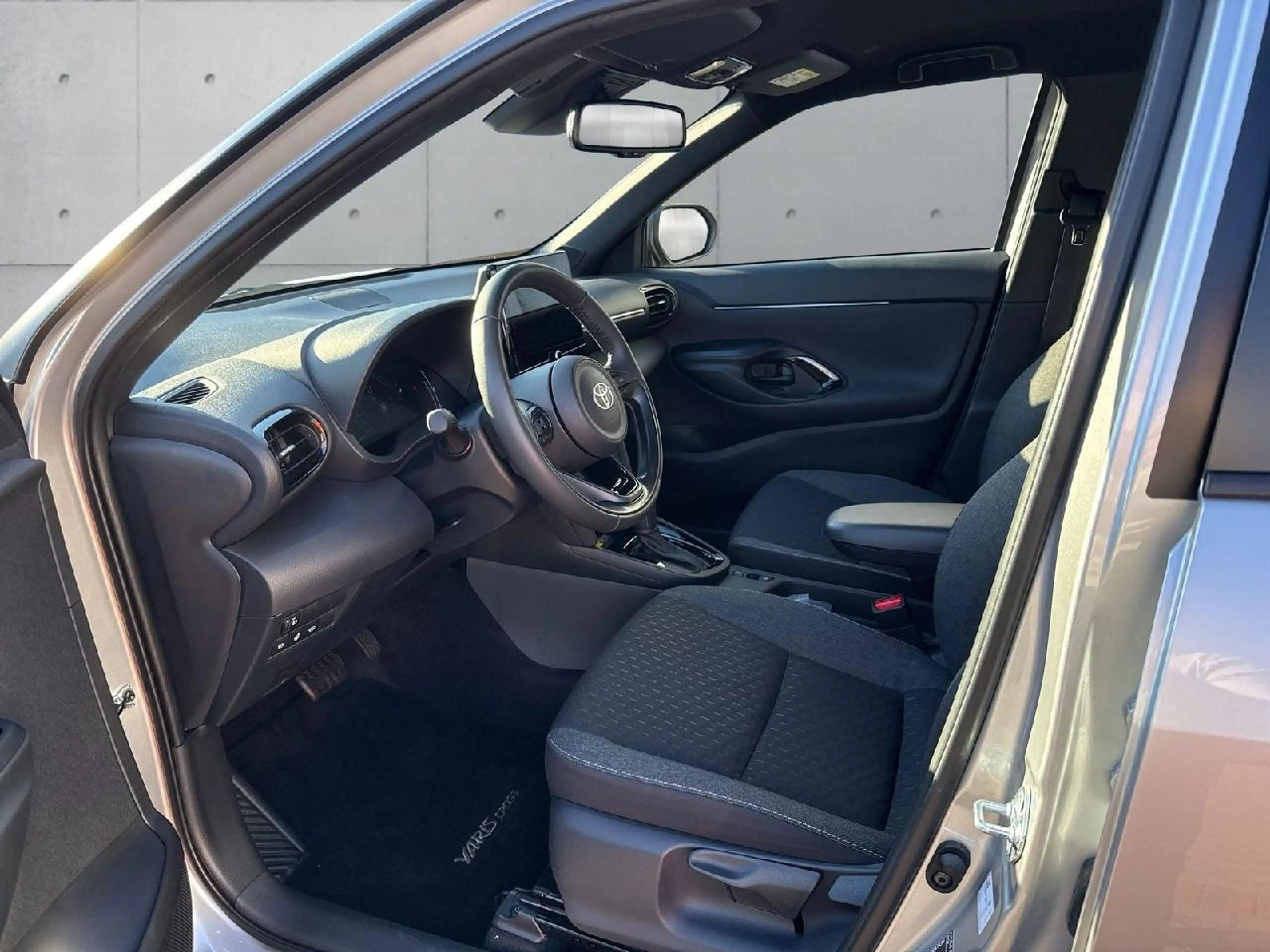 Toyota Yaris Cross Hybrid FWD Teamplayer — photo 10