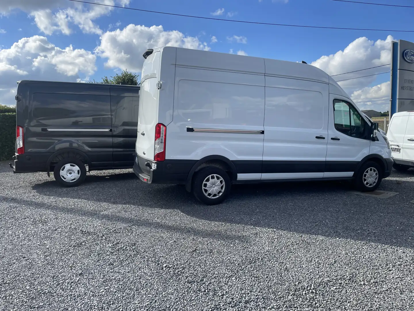 Ford Transit 2x 350 L3 en  1x L4 en 1x L2 Wit - 1