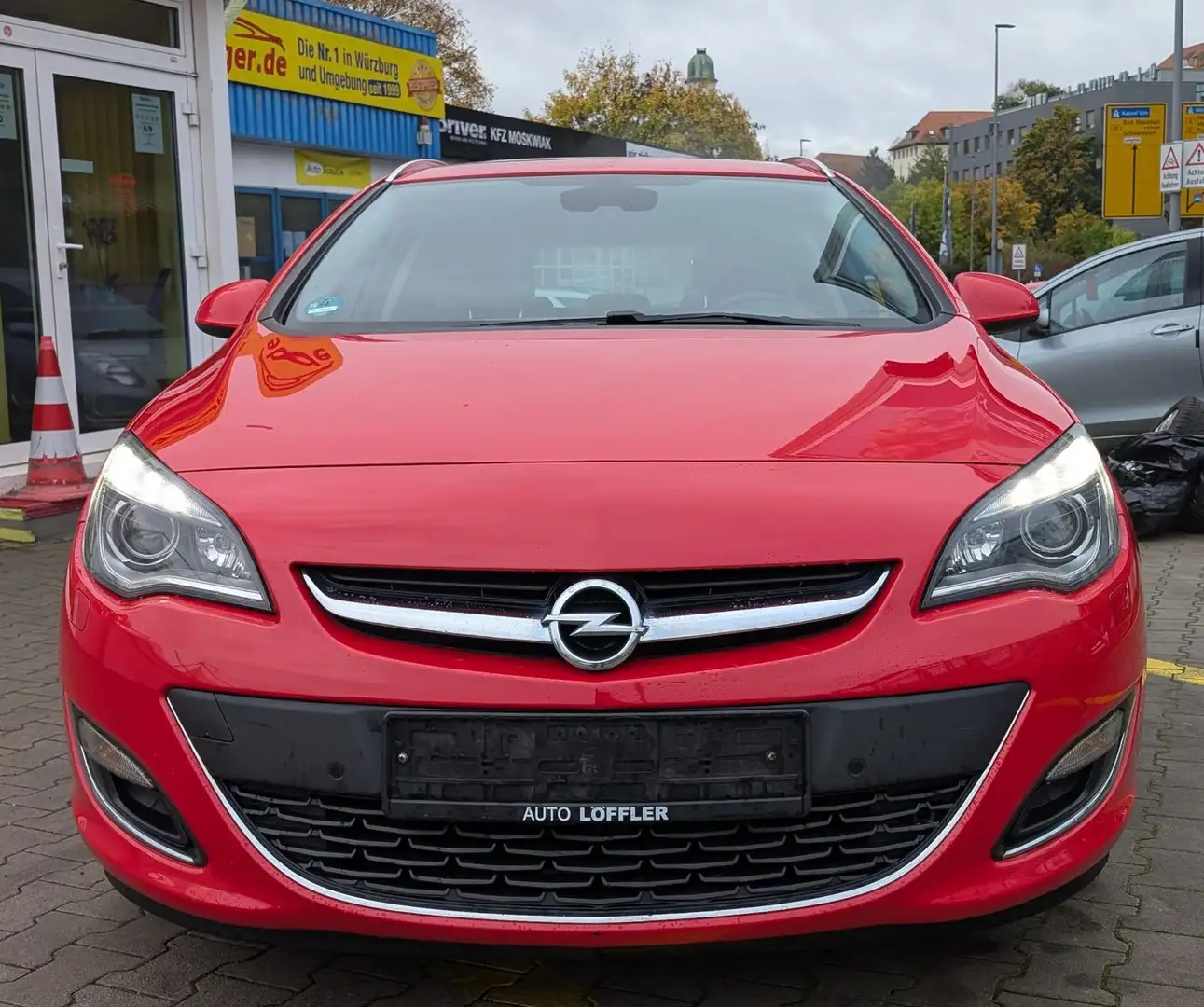 Opel Astra J 2.0 CDTI Sports Tourer*1Hd*AHK*Xen*Leder Rot - 2