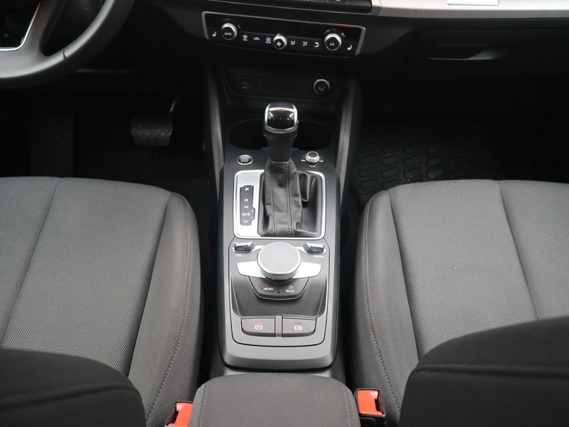 Audi Q2 35TFSI 150PK Business Edition S-line *AUTOMAAT*NAVI*ZETELVERWARMING*APP CONNECT*BLTH*CRUISE*PDC*... — photo 13