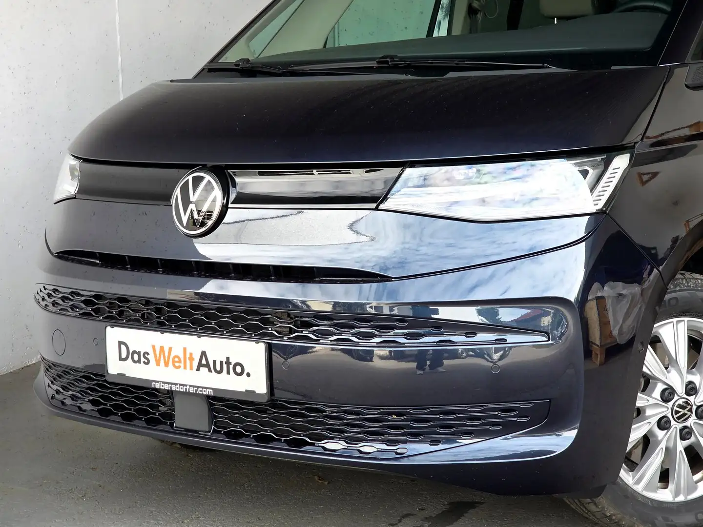 Volkswagen T7 Multivan VW T7 Multivan Business ÜH eHybrid 180 kW 4M Blau - 2
